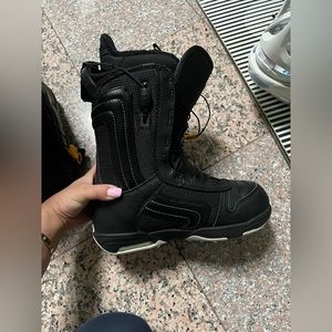 Women’s burton imprint2 snowboard boots size 6